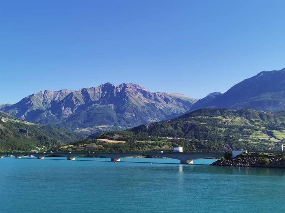 Duplex Cocooning Avec Vue Lac Et Montagnes Savines Exteriér fotografie